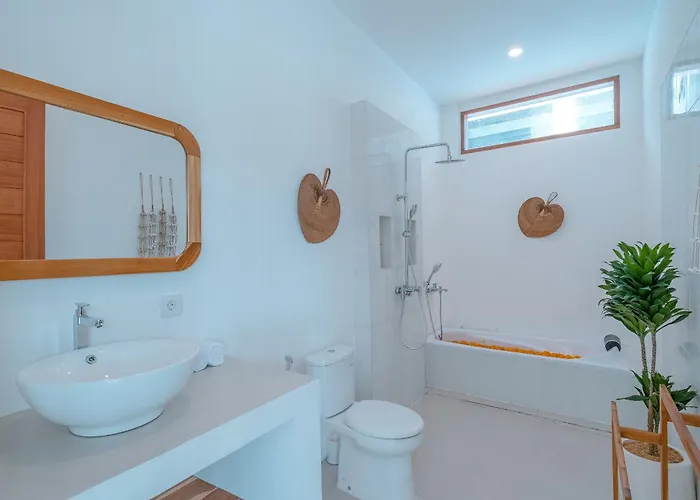 Alba - Mediterranean & Modern 3br - *